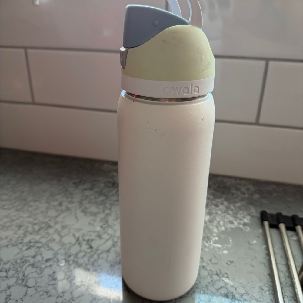 Owalla White Water Bottle